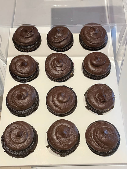 Chocolate Cupcakes – Pure Decadence